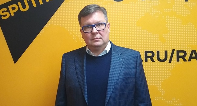 Алексей Мартынов: политолог, правозащитник, колумнист