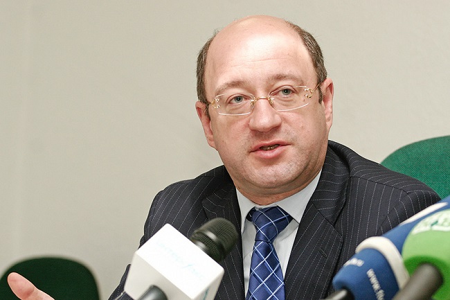 Александр Бабаков: депутат с уклоном влево и по центру